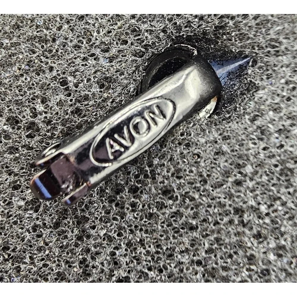 Avon Black Diamond Clip On 2